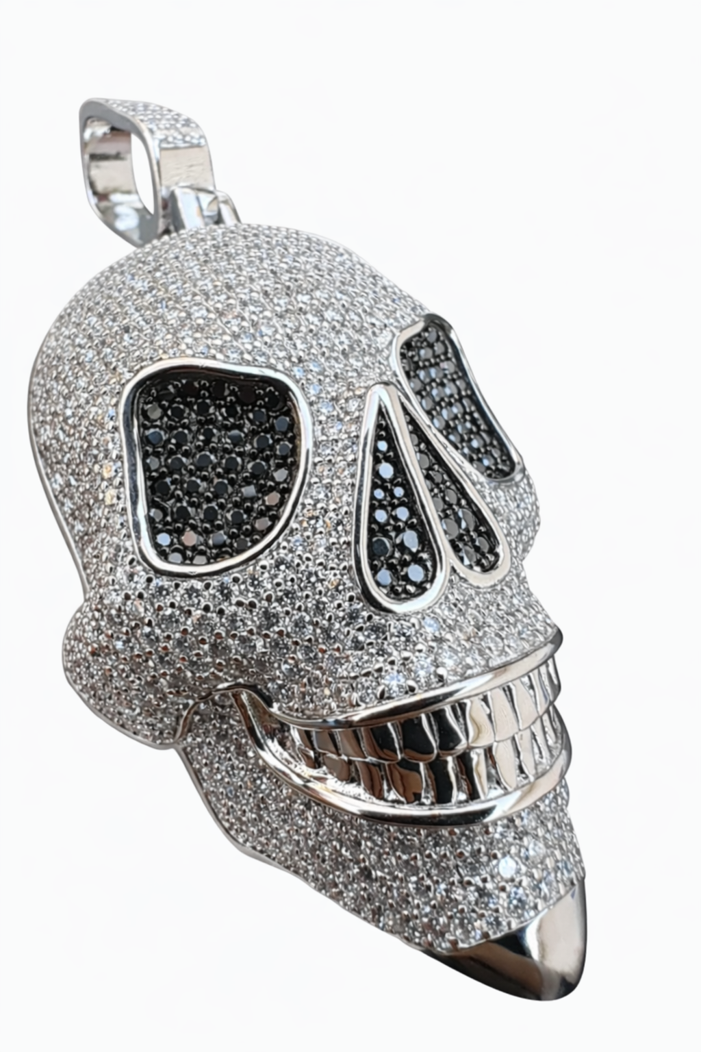 Iced out Skull Pendant Diamond Hip Hop Statement Pendant
