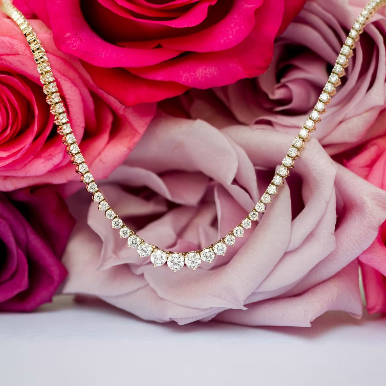 Round Cut Diamond Tennis Necklace Elegant Luxury Jewelry