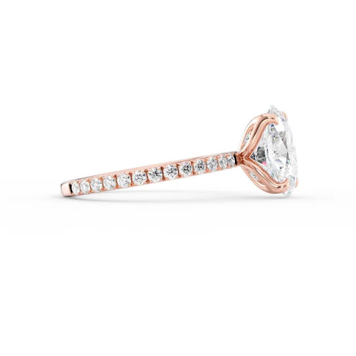 Oval Cut Diamond Pavé band Ring