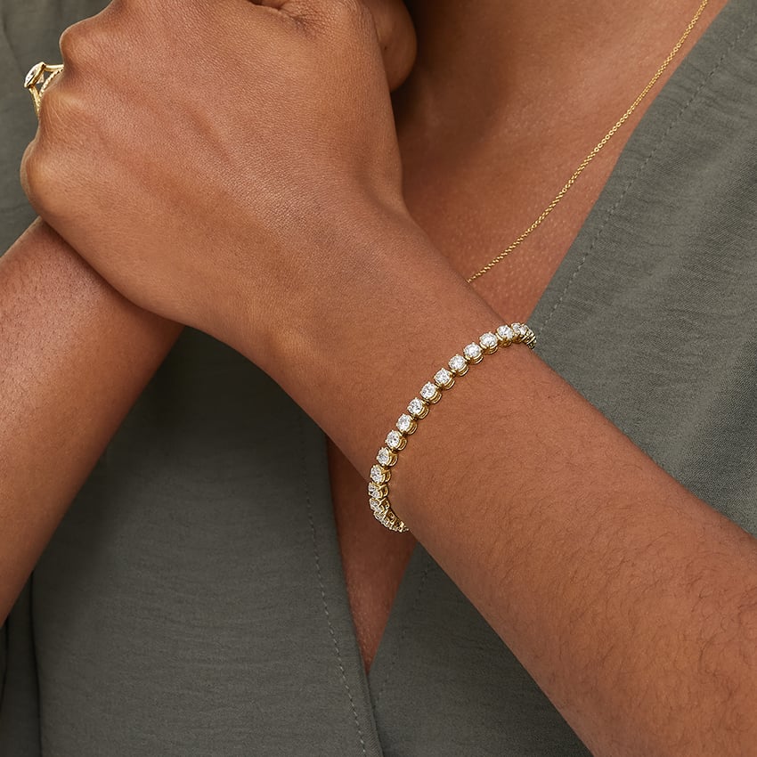 Classic Round Cut Diamond Bezel Set Tennis Bracelet