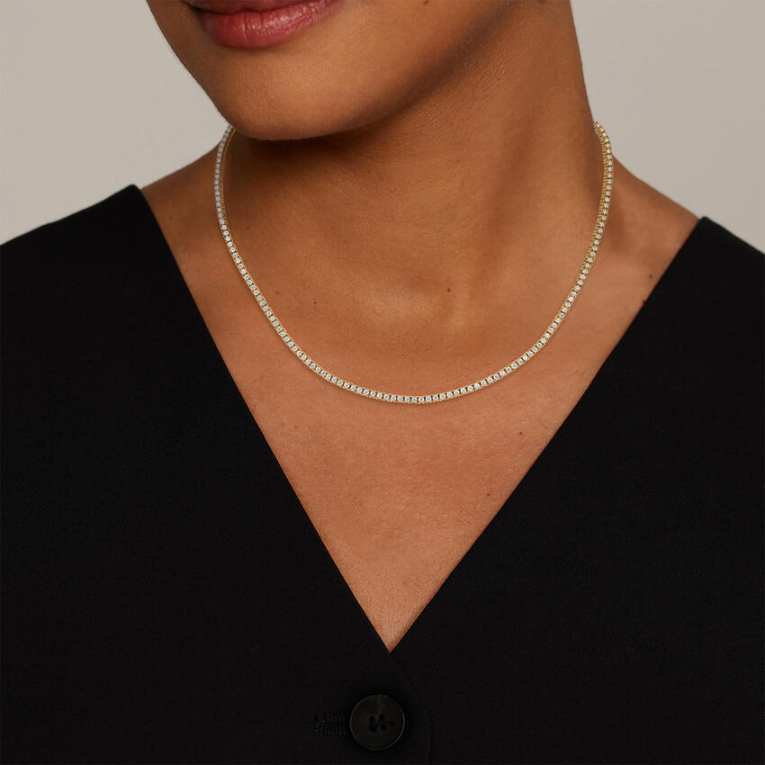 Classic Round Diamond Tennis Necklace Minimal Luxury