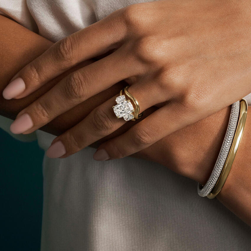 Emerald Cut Three Stone Diamond Ring, Elegant Trilogy Engagement Ring, Minimalist Luxury Bridal Ring