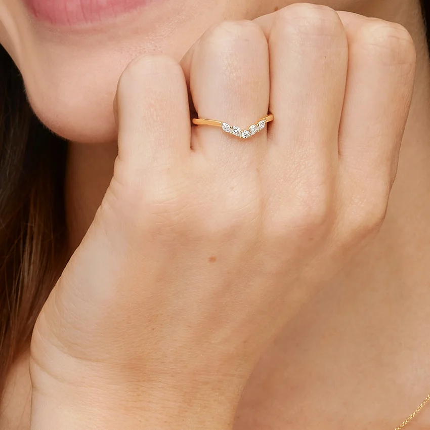 Chevron Diamond Wedding Band, V Shaped Diamond Ring, Minimalist Curved Stackable Ring