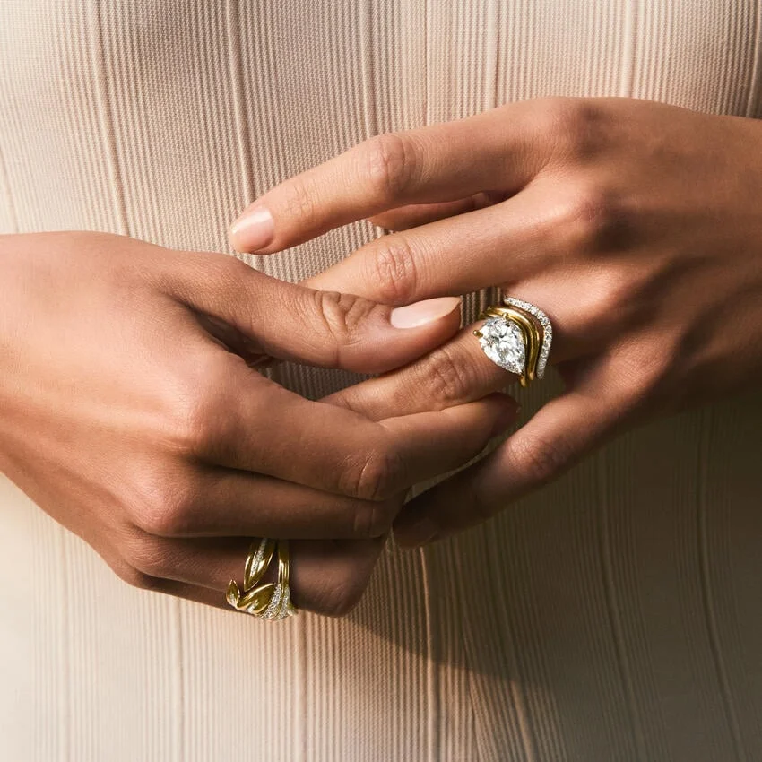 V Shape Diamond Ring, Chevron Diamond Band, Minimalist Wedding Ring