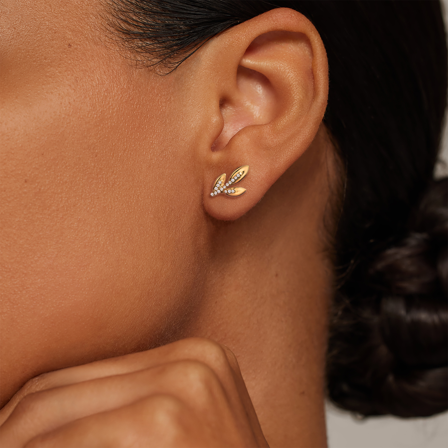 Diamond Leaf Stud Earrings, Minimalist Nature-Inspired Diamond Earrings