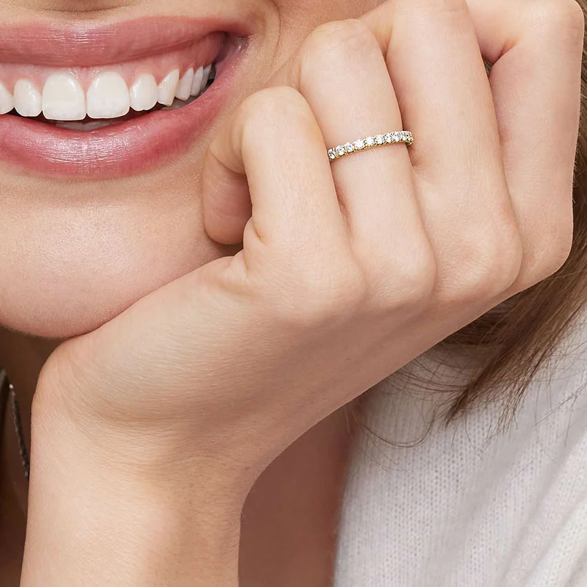 Round Cut Diamond Eternity Band Ring, Wedding Band, Minimalist Stackable Diamond Ring