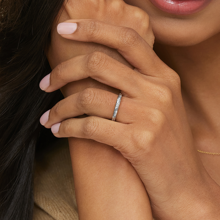 Diamond Leaf Engraved Ring, Minimalist Gold Vine Ring, Dainty Diamond Wedding Band