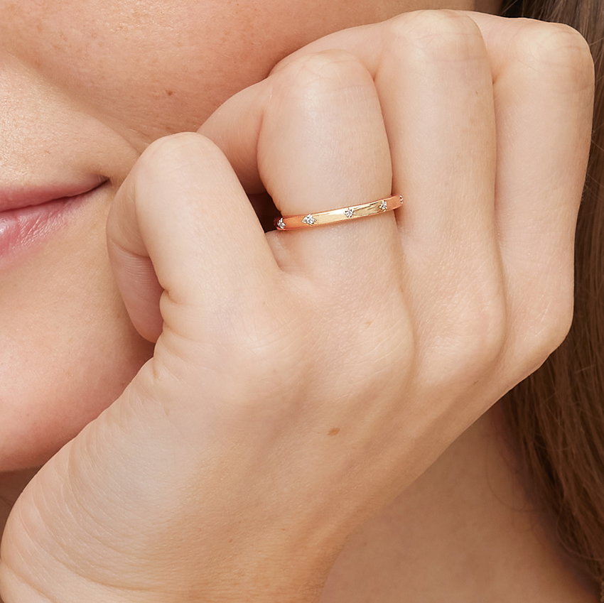 Star Set Diamond Band Ring, Minimalist Celestial Diamond Ring, Dainty Stackable Ring (Copy)
