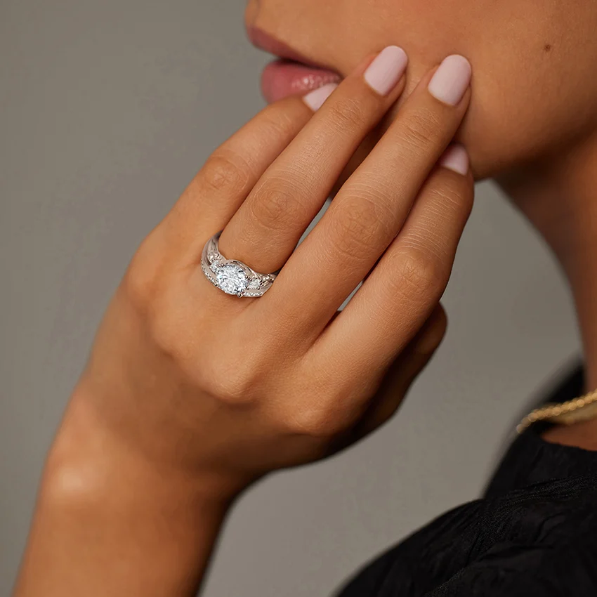 Nature-Inspired Round Cut Diamond Engagement Ring,Leaf Vine Three Stone Ring, Solid Gold Promise Ring for Women