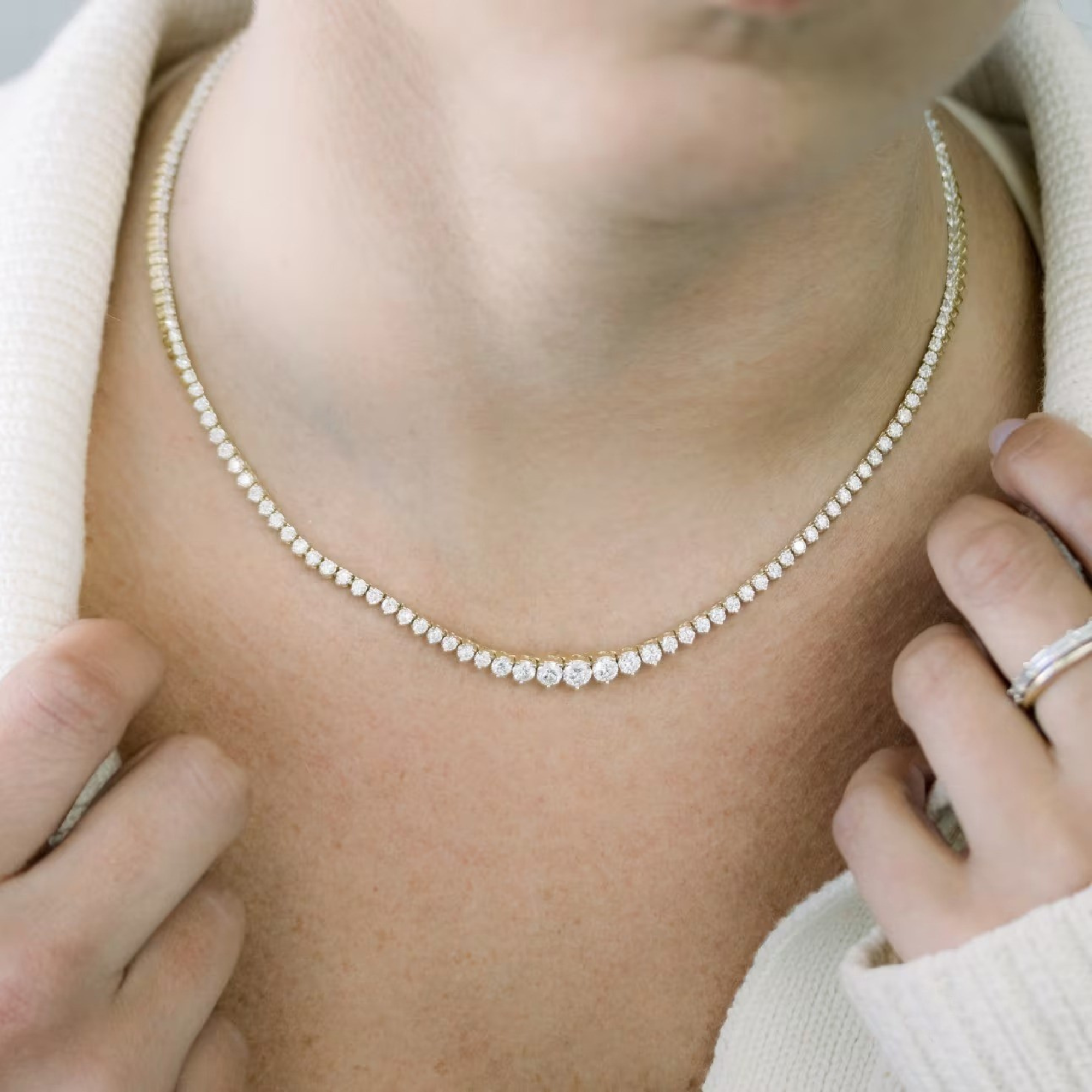 Round Cut Diamond Tennis Necklace Elegant Luxury Jewelry