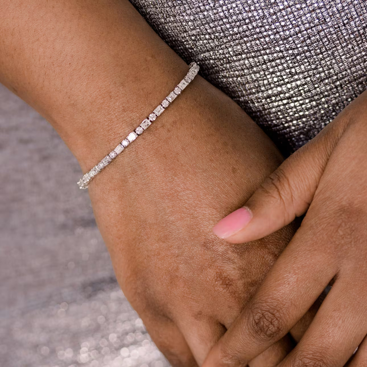 Luxury Emerald & Round Cut Diamond Tennis Bracelet