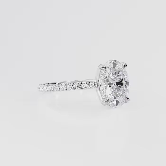 Oval Cut Diamond Pavé band Ring