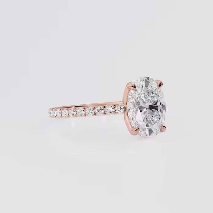 Oval Cut Diamond Pavé band Ring