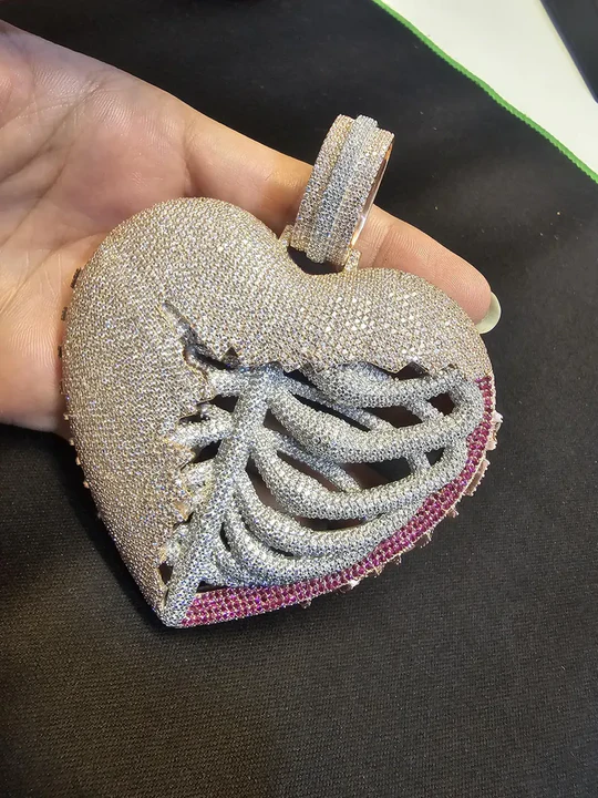 Heart Shape Unique Diamond Pendant